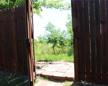 1713 Megan Creek Drive - Photo Thumbnail 7