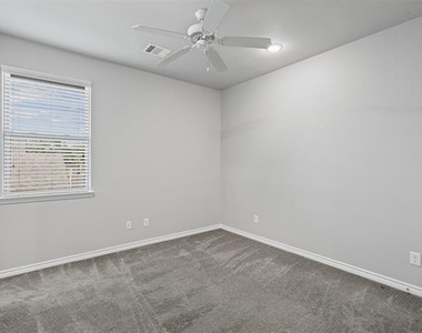 2611 Mccart Avenue - Photo Thumbnail 21