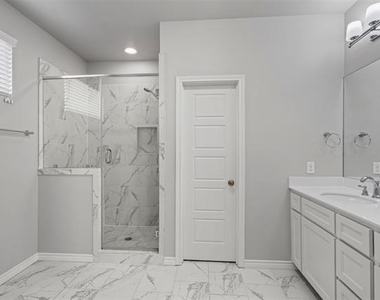 2611 Mccart Avenue - Photo Thumbnail 16