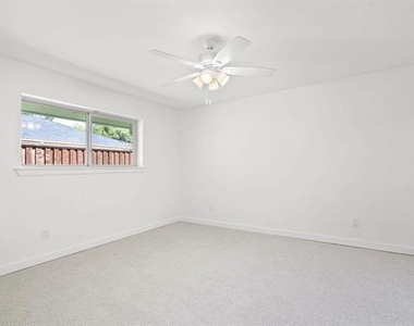 3940 Shady Hill Drive - Photo Thumbnail 19