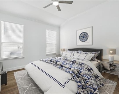 924 Charleston Lane - Photo Thumbnail 7