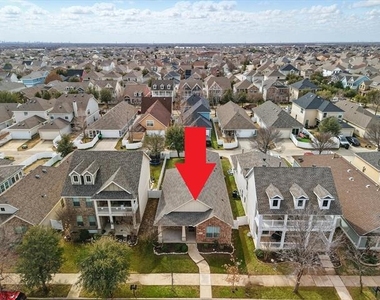 924 Charleston Lane - Photo Thumbnail 30