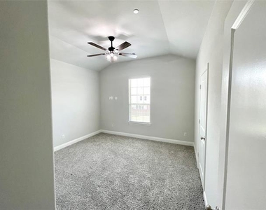 2937 Hamilton Street - Photo Thumbnail 17