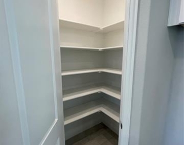 2937 Hamilton Street - Photo Thumbnail 7