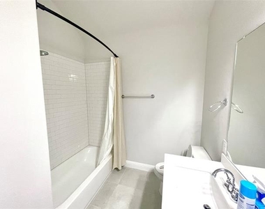 2937 Hamilton Street - Photo Thumbnail 14