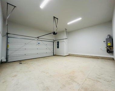 530 Mission Trail - Photo Thumbnail 17