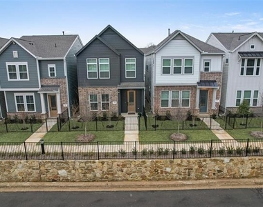 530 Mission Trail - Photo Thumbnail 13