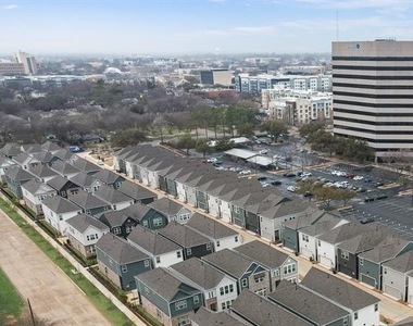 530 Mission Trail - Photo Thumbnail 14