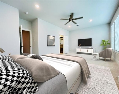 530 Mission Trail - Photo Thumbnail 6