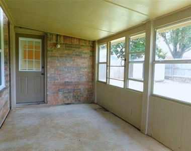 326 Ashley Oak Lane - Photo Thumbnail 20