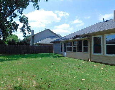 326 Ashley Oak Lane - Photo Thumbnail 21