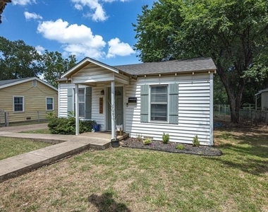 3012 Gene Lane - Photo Thumbnail 2