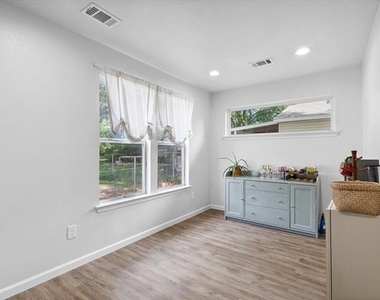 3012 Gene Lane - Photo Thumbnail 18