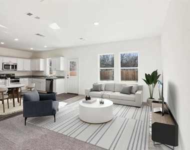 2105 Prairie Lane - Photo Thumbnail 3