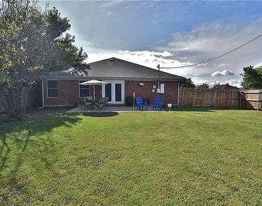6323 Brookbriar Court - Photo Thumbnail 32