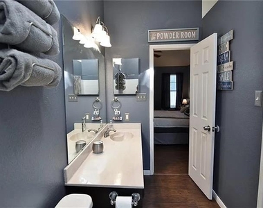 6323 Brookbriar Court - Photo Thumbnail 25