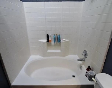 6323 Brookbriar Court - Photo Thumbnail 24