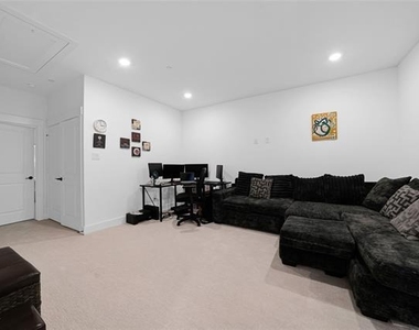 2628 Red Tailed Hawk Lane - Photo Thumbnail 9
