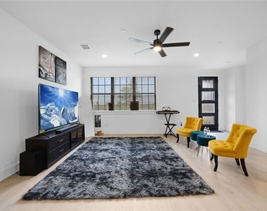 2628 Red Tailed Hawk Lane - Photo Thumbnail 3
