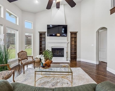2192 Hidalgo Lane - Photo Thumbnail 4