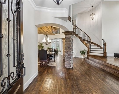 2192 Hidalgo Lane - Photo Thumbnail 2