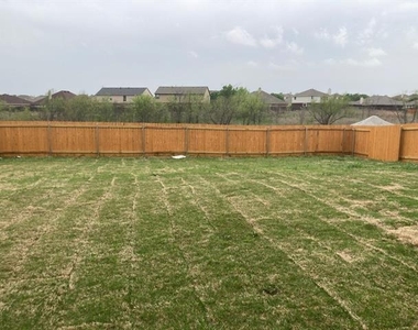 3007 Boran Drive - Photo Thumbnail 6