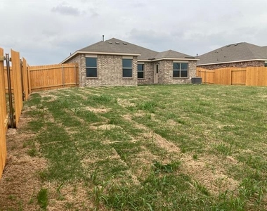 3007 Boran Drive - Photo Thumbnail 5