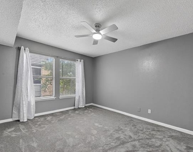 9170 Forest Lane - Photo Thumbnail 15