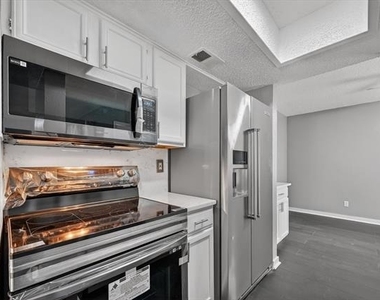 9170 Forest Lane - Photo Thumbnail 6