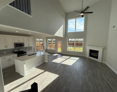507 Parrino Parkway - Photo Thumbnail 34