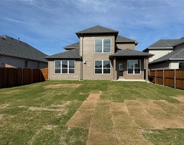 507 Parrino Parkway - Photo Thumbnail 37