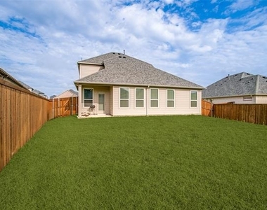 3115 Giovanni Point - Photo Thumbnail 22