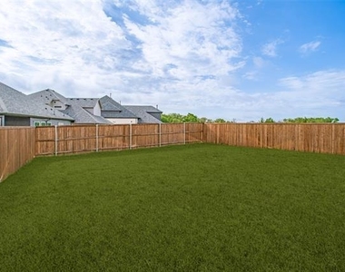 3115 Giovanni Point - Photo Thumbnail 24