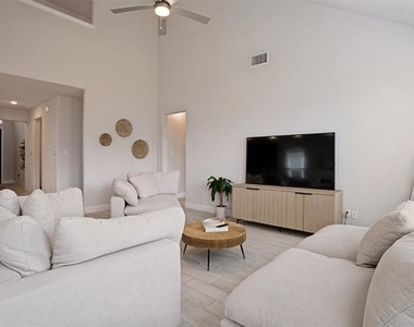 3115 Giovanni Point - Photo Thumbnail 4