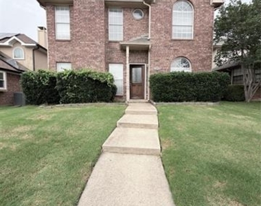 807 Burr Oak Drive - Photo Thumbnail 5
