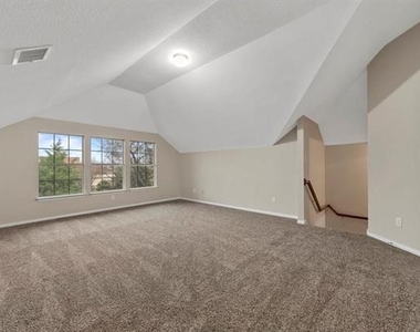 1713 Grand Canyon Way - Photo Thumbnail 25