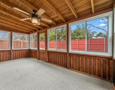 1713 Grand Canyon Way - Photo Thumbnail 27