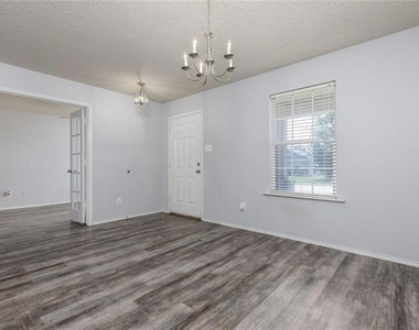 9804 Thomas Jefferson Drive - Photo Thumbnail 13