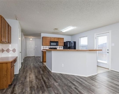 9804 Thomas Jefferson Drive - Photo Thumbnail 9