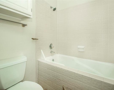 4242 N Capistrano Drive - Photo Thumbnail 22