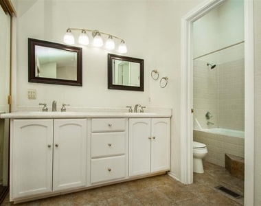 4242 N Capistrano Drive - Photo Thumbnail 23