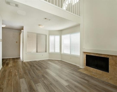 4242 N Capistrano Drive - Photo Thumbnail 7