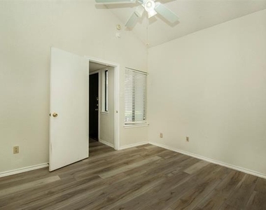 4242 N Capistrano Drive - Photo Thumbnail 3