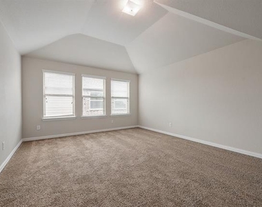 16629 Amistad Avenue - Photo Thumbnail 13