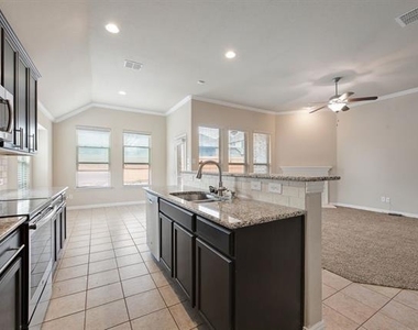 16629 Amistad Avenue - Photo Thumbnail 6