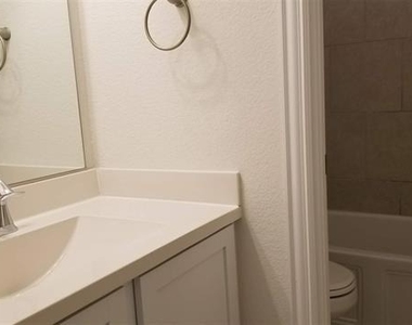 6132 Halton Drive - Photo Thumbnail 13