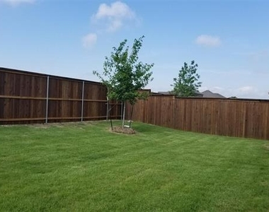 6132 Halton Drive - Photo Thumbnail 21