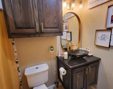 8609 Jennie Lee - Photo Thumbnail 11