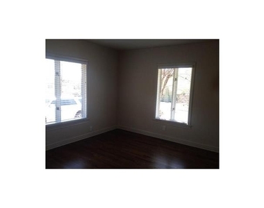 6831 La Vista Drive - Photo Thumbnail 5