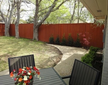 6831 La Vista Drive - Photo Thumbnail 11
